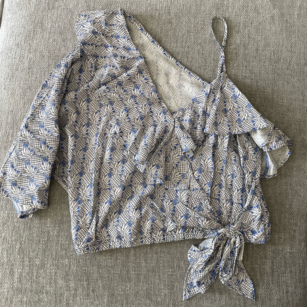 Maeve Anthropology asymmetrical top size small